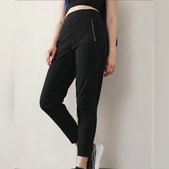 Athleta Pants - Athleta Trekkie North Zipper Gorpcore Joggers Wind Pants